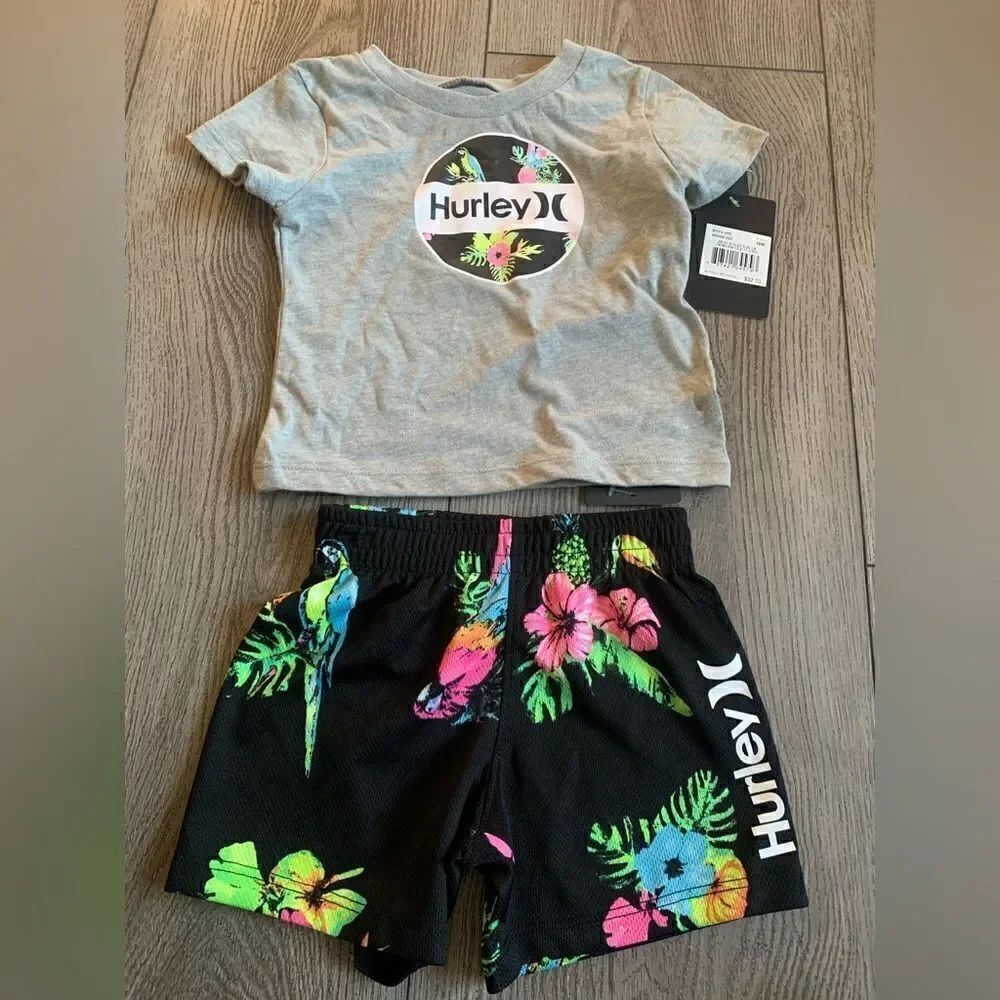Hurley boys 2 pc set perfect to take on summer vacation